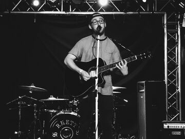 Brendan Morrison - Acoustic Guitarist - Jacksonville, FL - Hero Main
