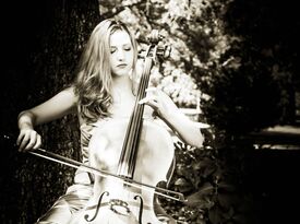 Elizabeth Weaver - Cellist - Hattiesburg, MS - Hero Gallery 4