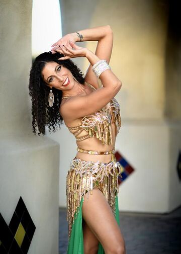 Shimmy Studio - Belly Dance & Arabic Entertainment - Belly Dancer - San Diego, CA - Hero Main