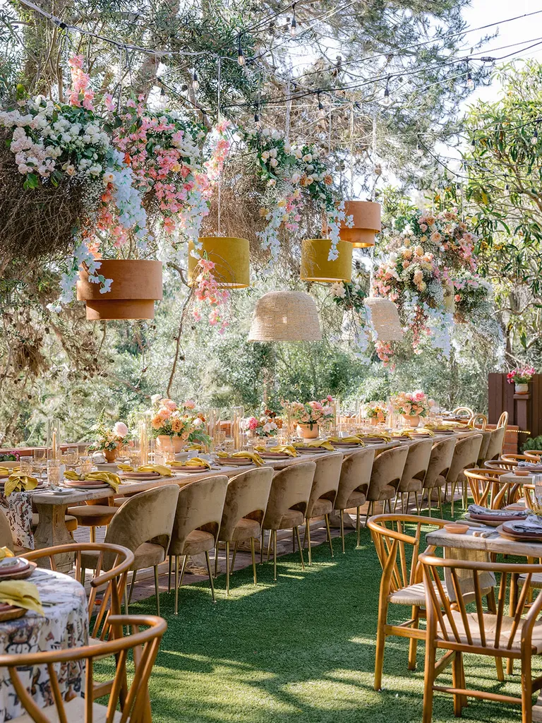 45 Hanging Flower Wedding Ideas to Elevate Your Decor