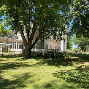 Gallery Photo 123