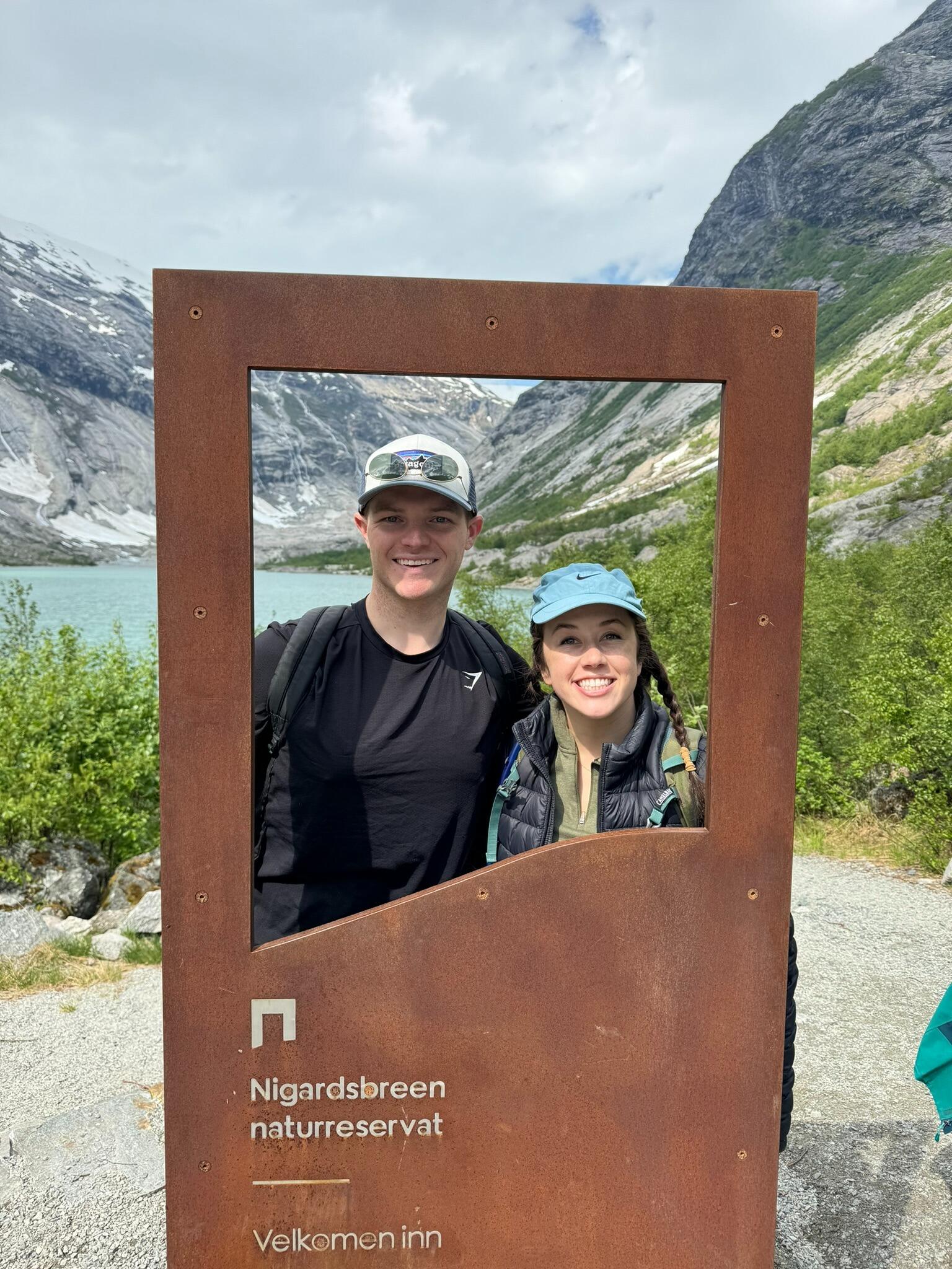 We go ice hiking in Norway