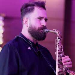 The Sax Vibe by Claudiu Farcas, profile image
