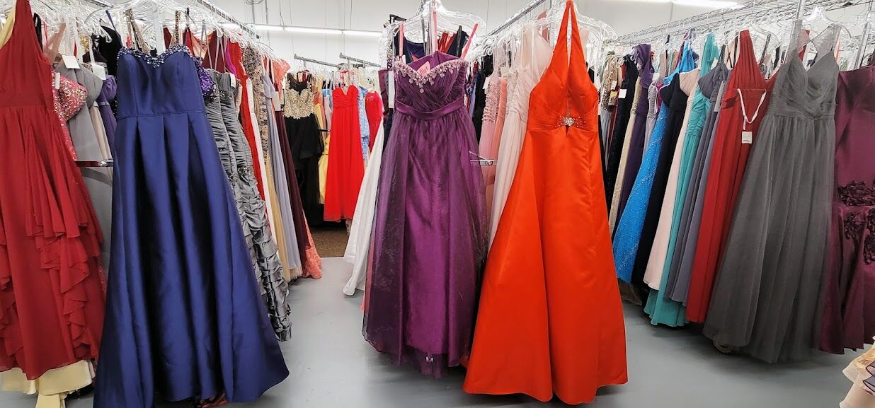 Consignment shops that buy prom dresses near me best sale