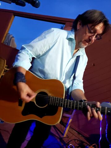 Mark Dee - Singer Guitarist Ogden, UT - The Bash