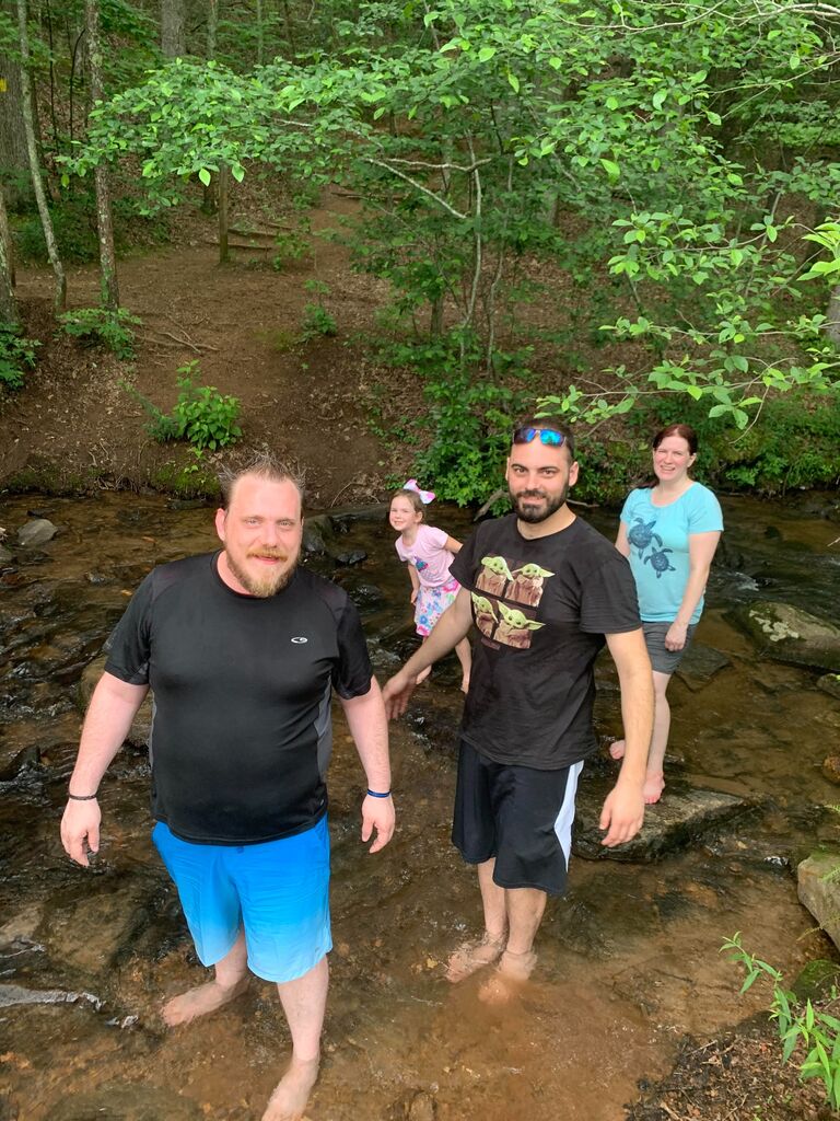 They take a trip to Blue Ridge Mountains! Boyd's first time traveling with the Hand family!
