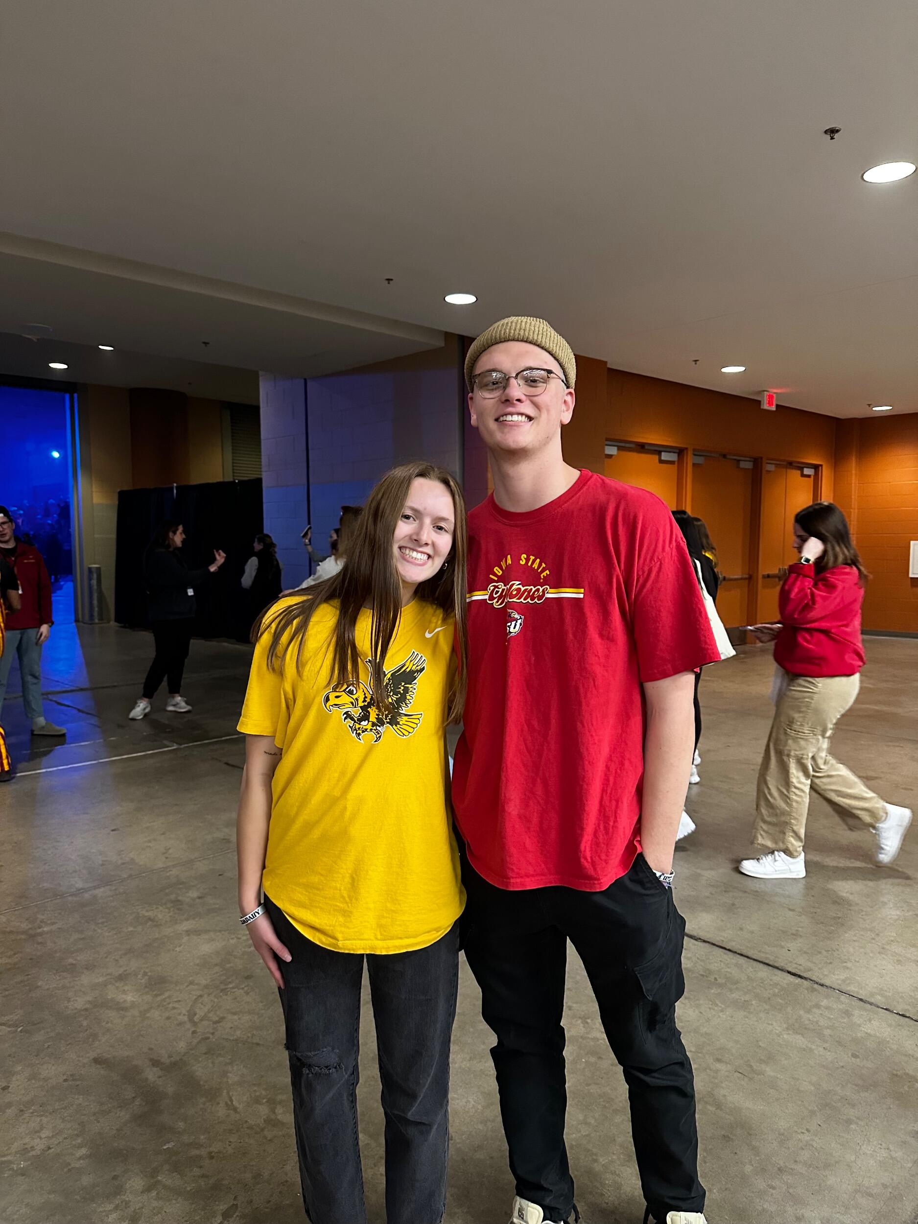 The date went well and we continued to go on a few more dates over the next couple months. On January 4th, Jonah decided to make it official and ask her to be his girlfriend. The next day, we had a hard launch at the Salt Company Conference. 
