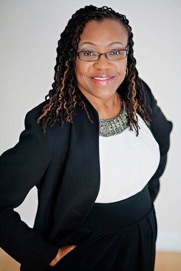 Vanessa Fleeton, CEO of VAF Inspires - Motivational Speaker - Hyattsville, MD - Hero Main