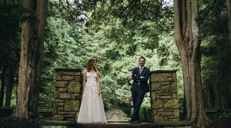 Bridal party, bridesmaids, groomsmen, parque at ridley creek state park