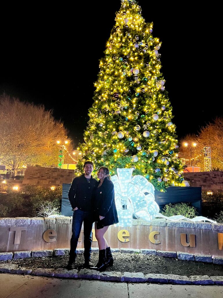 Joshua and Ariel spend the holidays with each other, including watching the “grape drop” in Temecula, CA. 