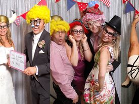 Viral Booth Company - Photo Booth - Bakersfield, CA - Hero Gallery 3