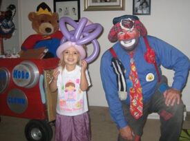 Lucky the Clown - Balloon Twister - Dayton, OH - Hero Gallery 3