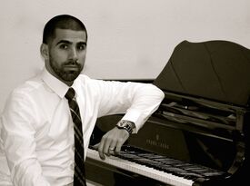 Experienced Pianist - Pianist - Bayonne, NJ - Hero Gallery 1