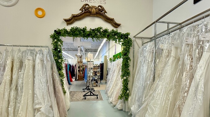 white christmas dresses Wedding Dress Consignment Not Dry Cleaned main image 1
