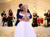 paris hilton husband carter reum wedding reception first dance