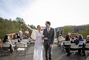 Are you looking for a last minute wedding venue? Boone Tavern has dates  still available in June, July, and August! From now until April 30th new  wedding bookings will receive a discount