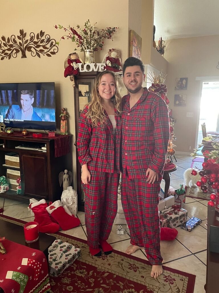 📍Lakeland, FL |
Steven & Corinne's first Christmas together