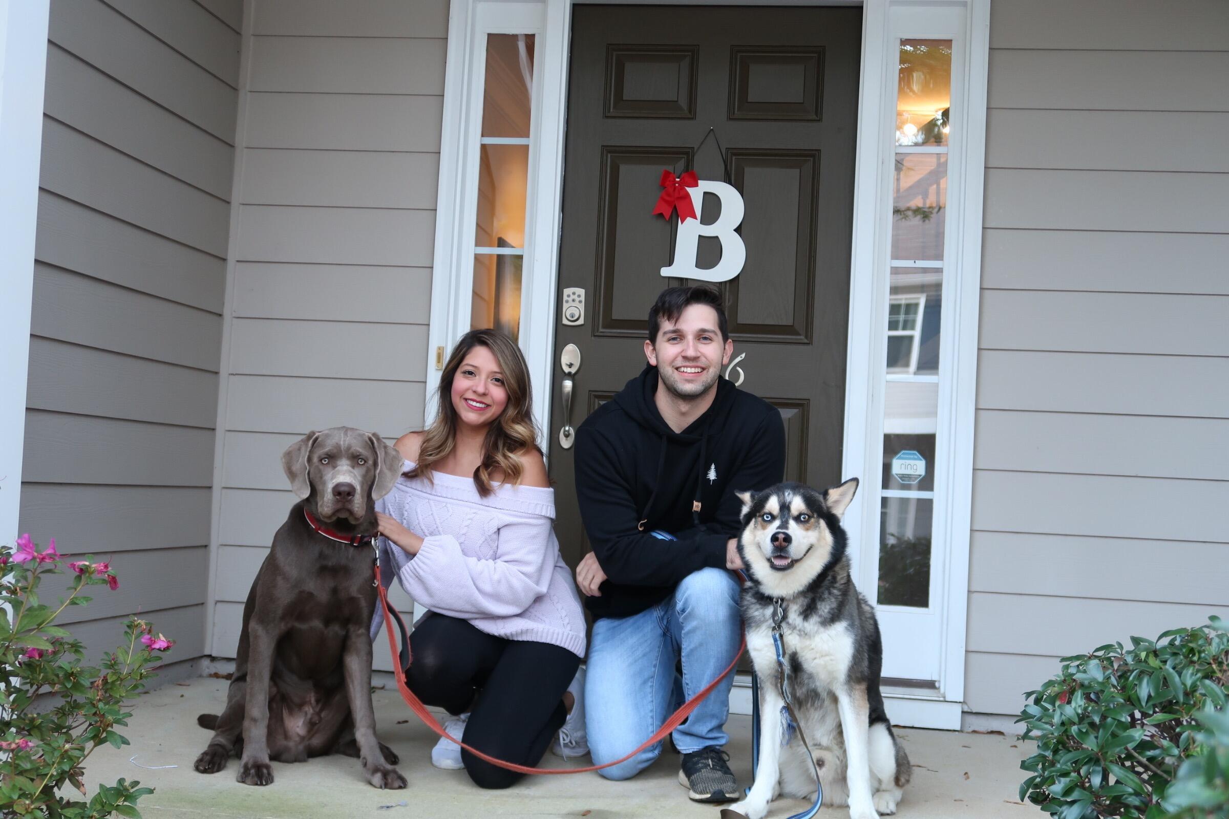 We became a small family in our new house. 