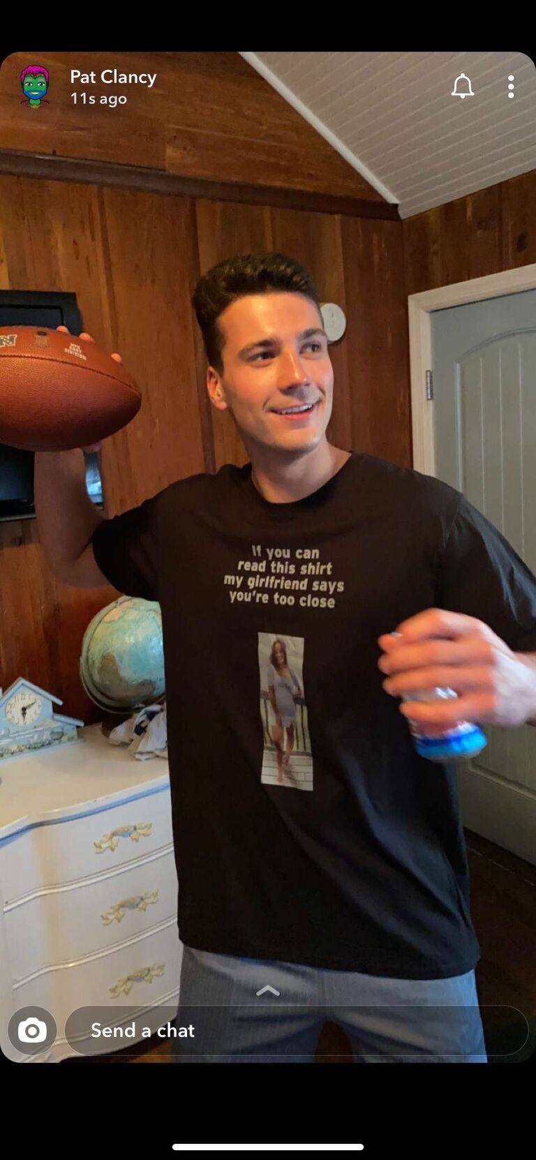 Kyle asks Tara to be his girlfriend while sporting a "If you can read this shirt my girlfriend says you're too close" t-shirt.