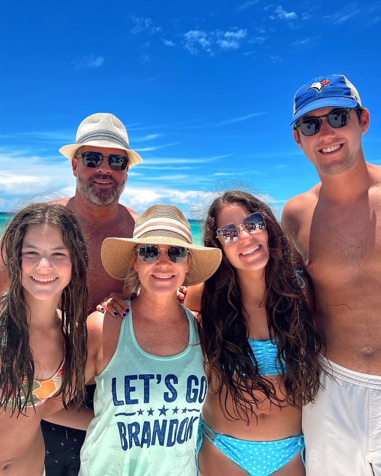 Chapman family vacation to Florida