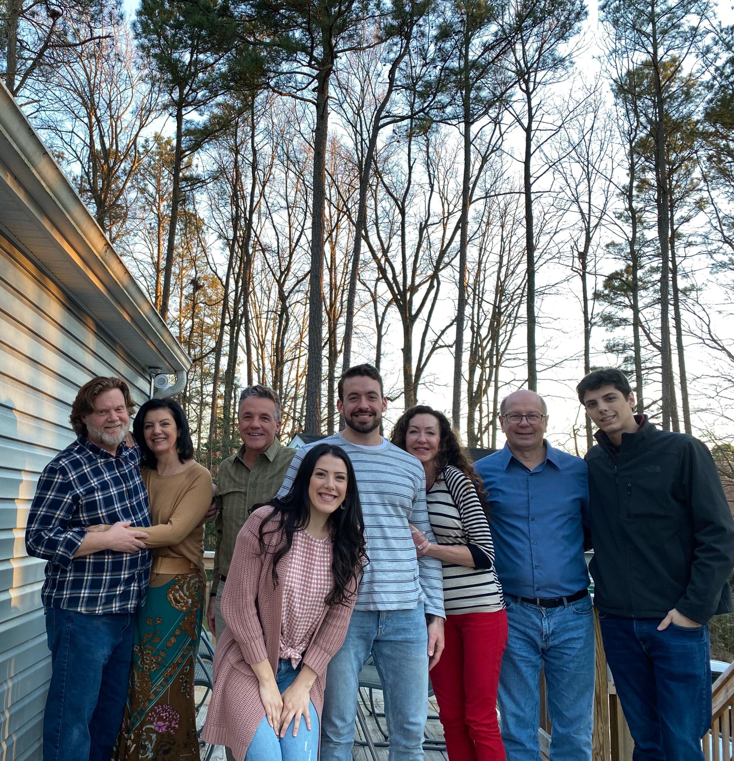 First family reunion! What a celebration it was to have the family together! // Primeira reuniao em familia! Que grande celebracao foi ter a familia toda unida!