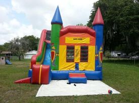 Boggsters Family Entertainment - Bounce House - Plant City, FL - Hero Gallery 2