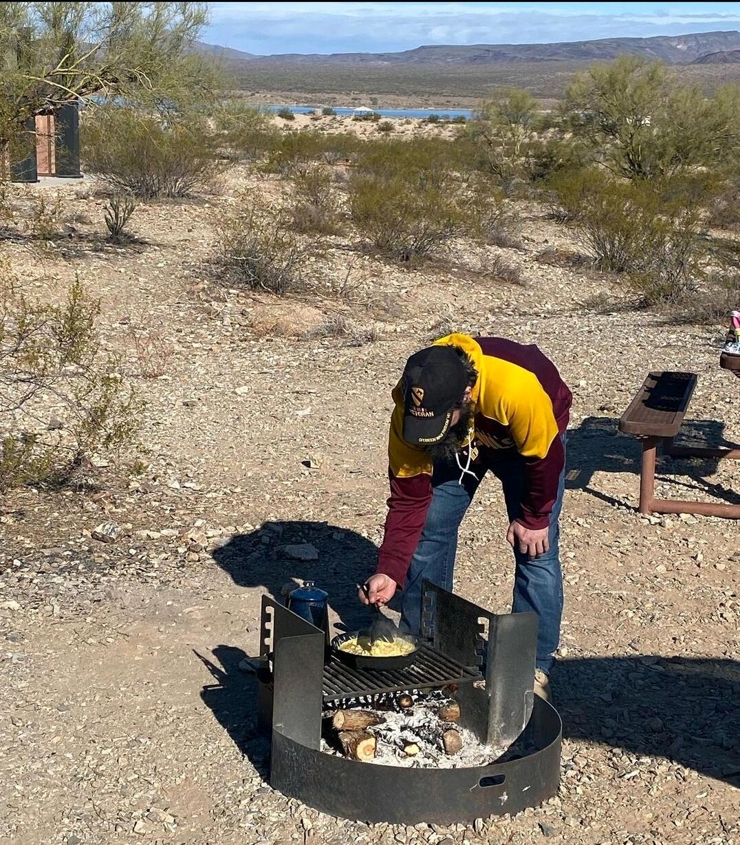 Serving up breakfast, cowboy-style.