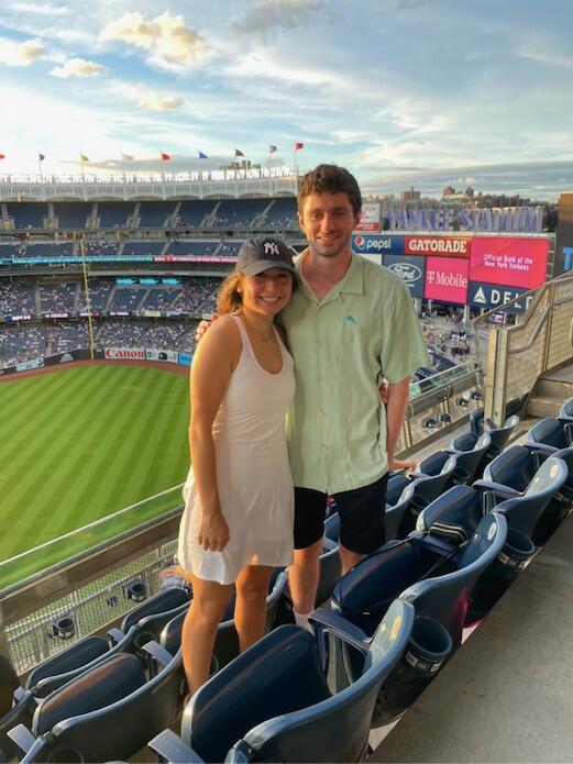 Bob moves to NYC; Allie and Bob begin dating long-distance