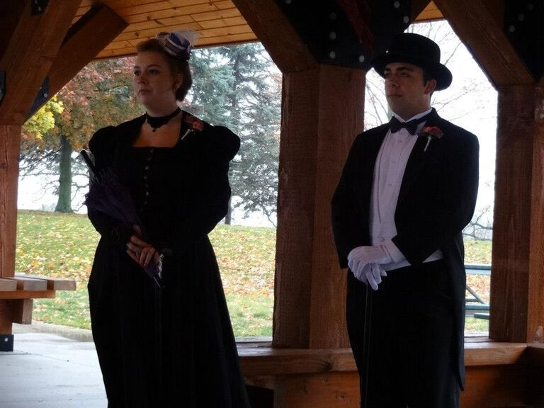 "Where did you meet?" 
"Weeeelll. Tatum was the best man at a wedding, Kyle was the other groomsman..."
4 short months later--2/8/2013, they were officially dating. 