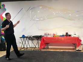 Bubble Show Plus / Twisted Creations  - Balloon Twister - Mahwah, NJ - Hero Gallery 4