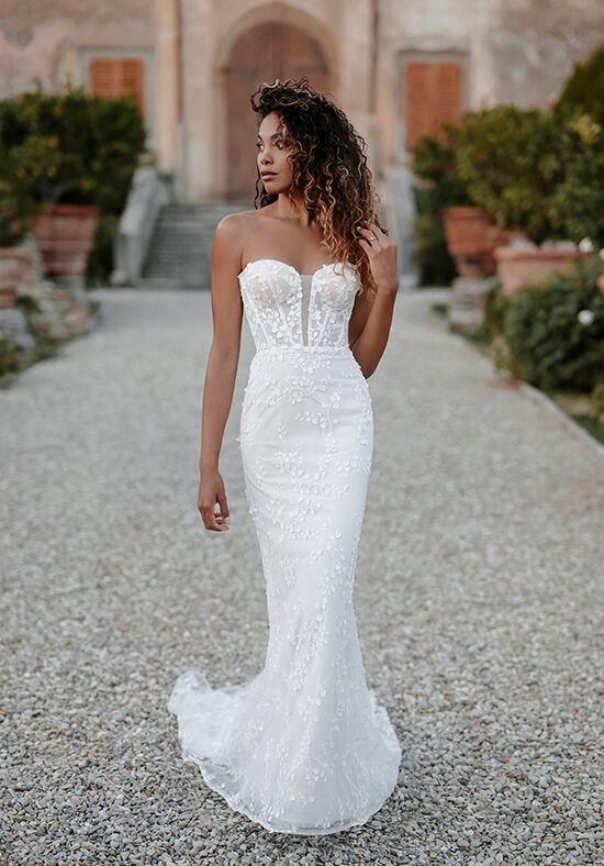 Strapless sheath shop wedding dress