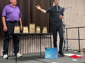 Jonny Shoberg Live - Magician - Sioux Falls, SD - Hero Gallery 1