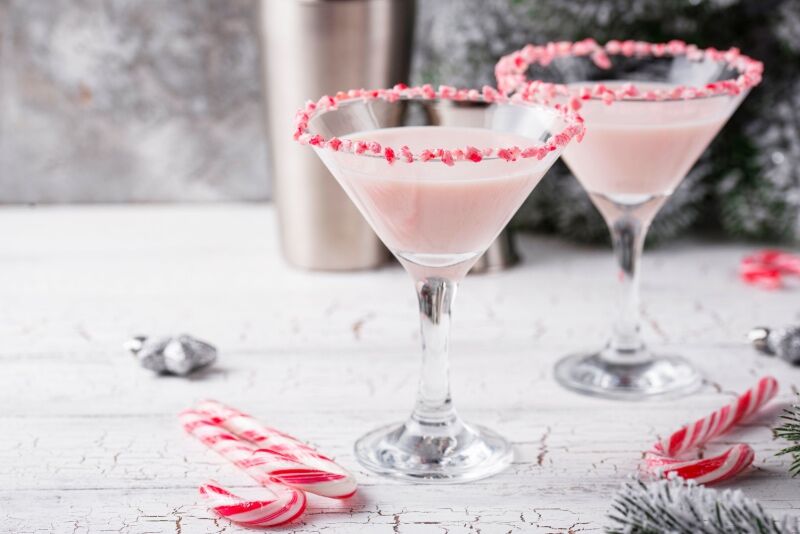 Christmas in July party ideas - candy cane martini