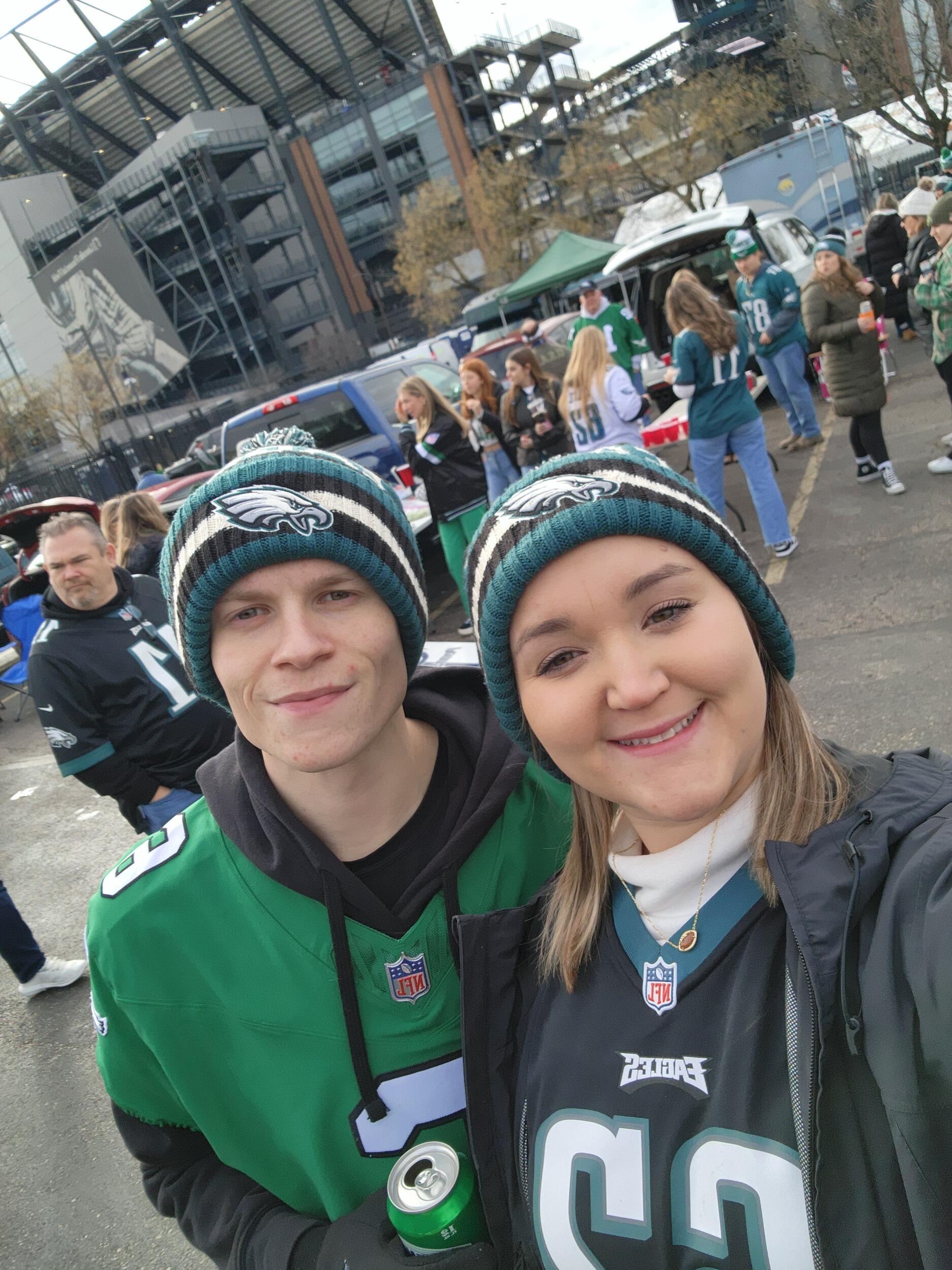 Kevin takes Emily to her first Eagles game at Lincoln Financial Field. Our 3rd anniversary. We thought for sure this would be game Kevin broke his jinx.. I mean Eagles vs Cardinals was a sure win .. unfortunately, the streak continues. 