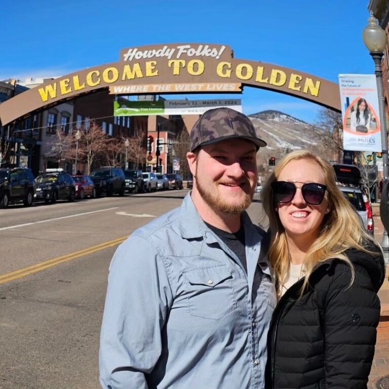 Family trip to Colorado - Jenny invited Jake along for the annual family ski trip, and he said yes!
Jake made quite the impression on Jenny's sister, Melissa, by telling her that he forgot she existed, during an intense game of taco cat goat cheese pizza.
