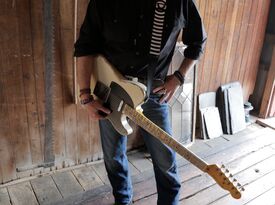 Grant Maloy Smith - Singer Guitarist - Providence, RI - Hero Gallery 2