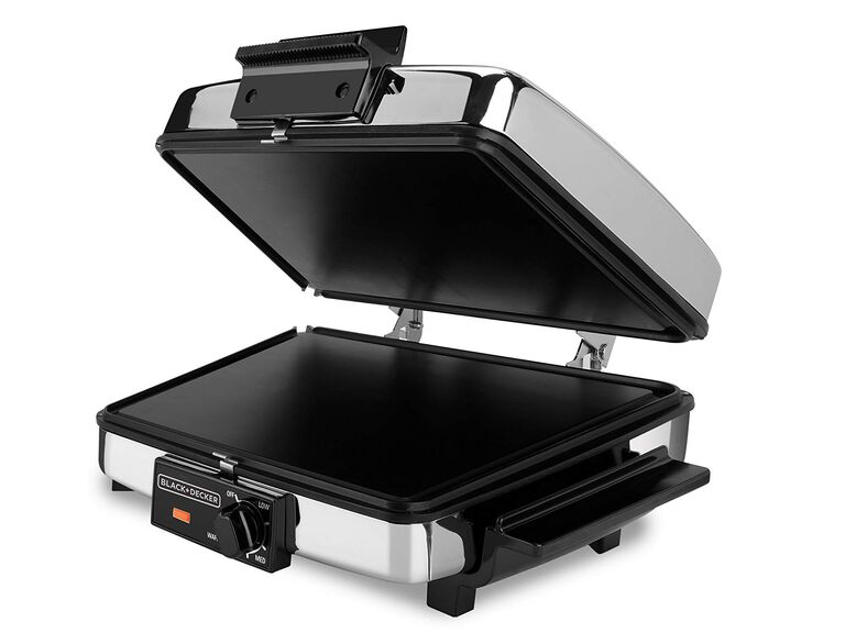 Waffle Maker vs Sandwich Maker - Tastemaker Mag