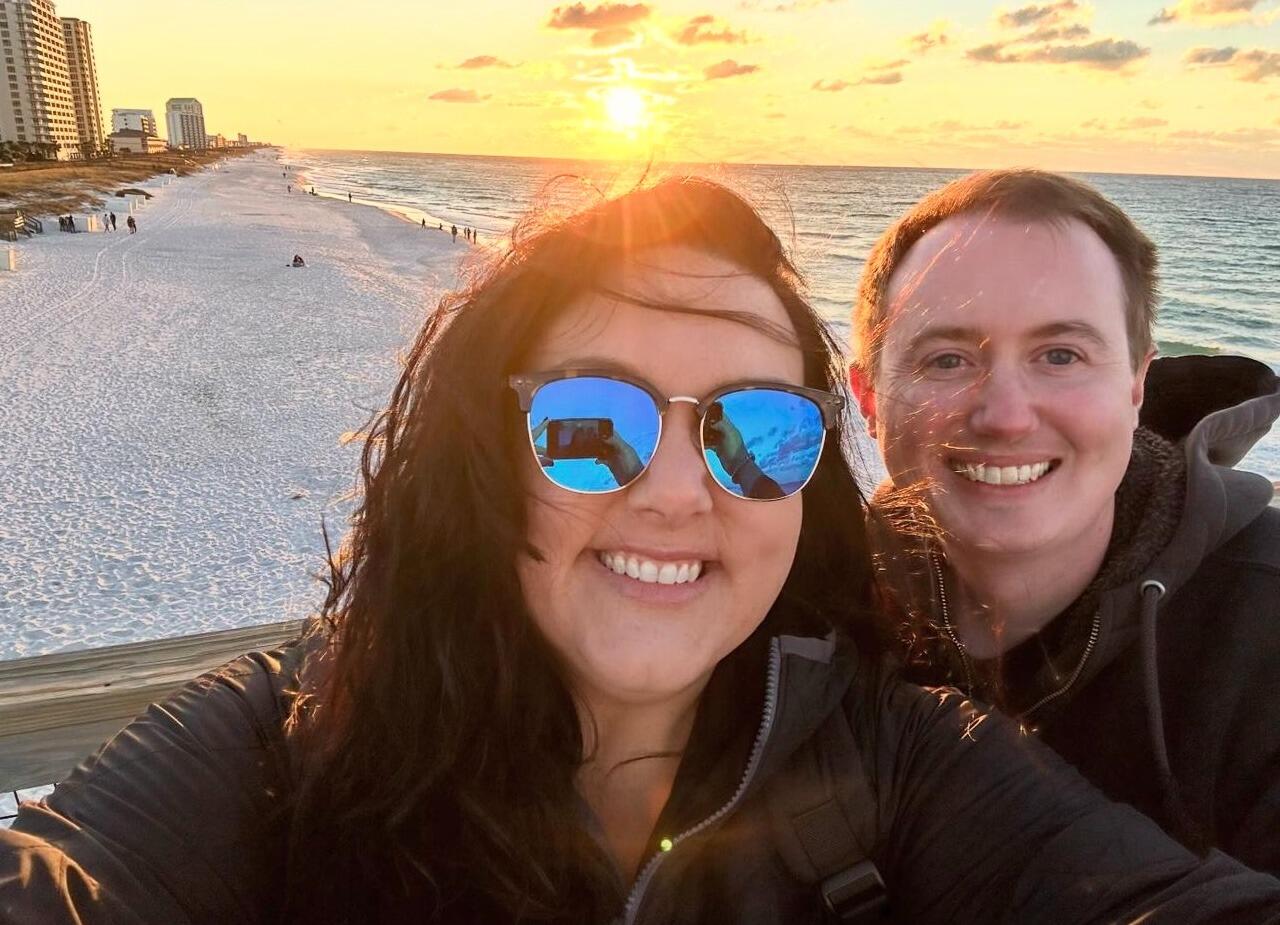 Myranda's first Navarre visit ended with a cold trip to the pier!
