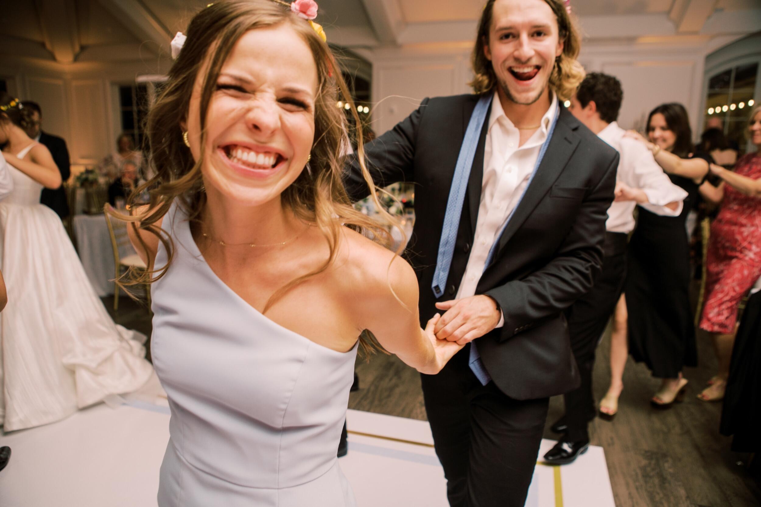 Em & Ev tear up the dance floor at Dylan & Jess’ wedding.