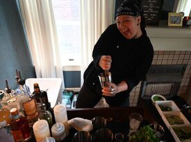 Andi's Mobile Mixology LLC - Bartender - Reynoldsburg, OH - Hero Gallery 1