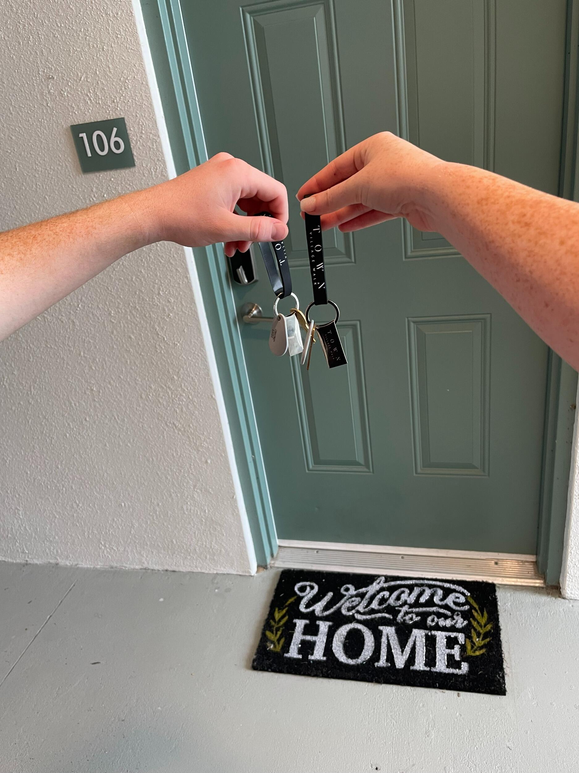 David made the move to Fort Myers and we finally got our first apartment together!
