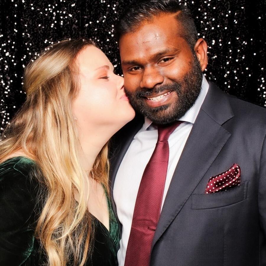 Audrey is always trying to sneak kisses - Rahul expected it this time!