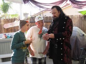 The Mystifying Magic Of Scary Larry - Magician - Las Vegas, NV - Hero Gallery 3