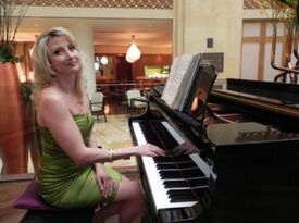 Elizabeth Symons - Pianist - Irving, TX - Hero Gallery 4