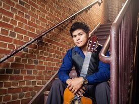 Cristian Perez - Classical Guitarist - Fairfax, VA - Hero Gallery 4