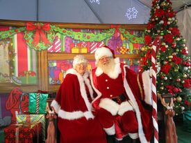 Mr & Mrs Santa Claus - Santa Claus - Haledon, NJ - Hero Gallery 4