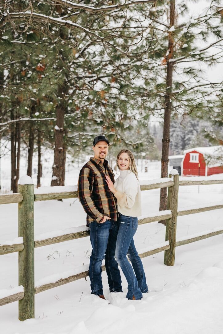 Engagement Photos in Spokane