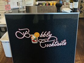 Bubbly Cocktails - Bartender - Clarksville, TN - Hero Gallery 1