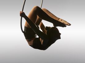 Ashara X - Circus Performer - Vancouver, BC - Hero Gallery 4