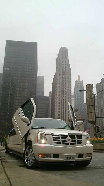 VIP Limousine Inc Chicago Limo & Party Bus - Event Limo - Chicago, IL - Hero Main